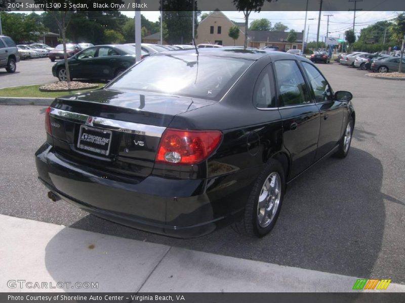 Black Onyx / Black 2004 Saturn L300 3 Sedan