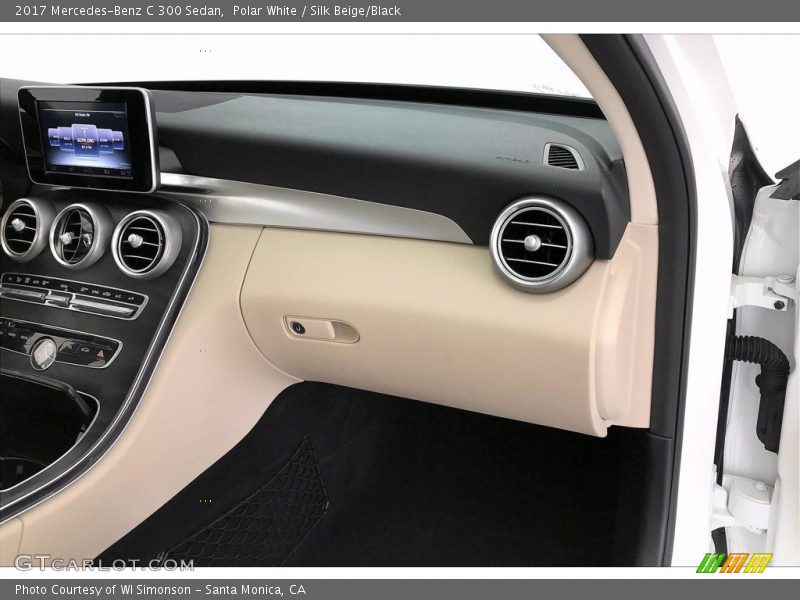 Polar White / Silk Beige/Black 2017 Mercedes-Benz C 300 Sedan