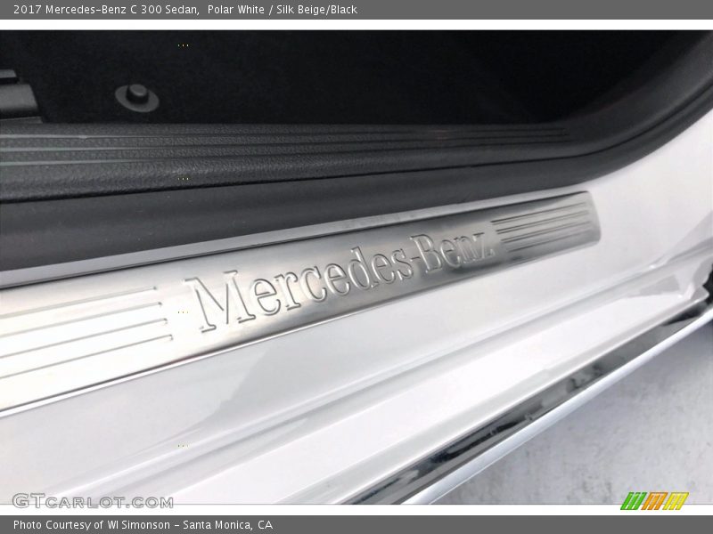 Polar White / Silk Beige/Black 2017 Mercedes-Benz C 300 Sedan