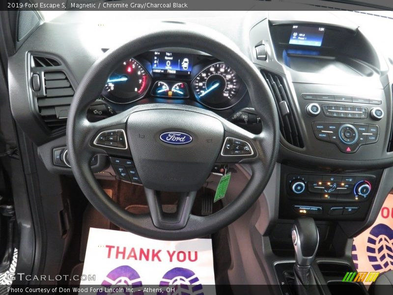 Magnetic / Chromite Gray/Charcoal Black 2019 Ford Escape S