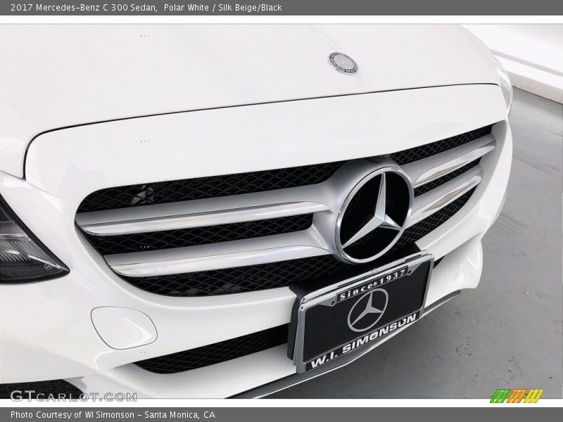 Polar White / Silk Beige/Black 2017 Mercedes-Benz C 300 Sedan