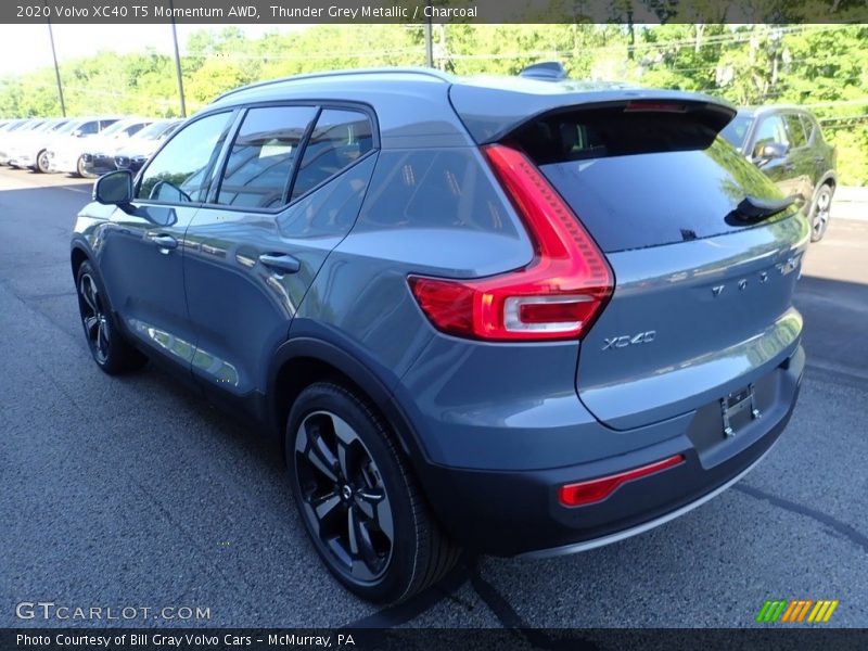 Thunder Grey Metallic / Charcoal 2020 Volvo XC40 T5 Momentum AWD