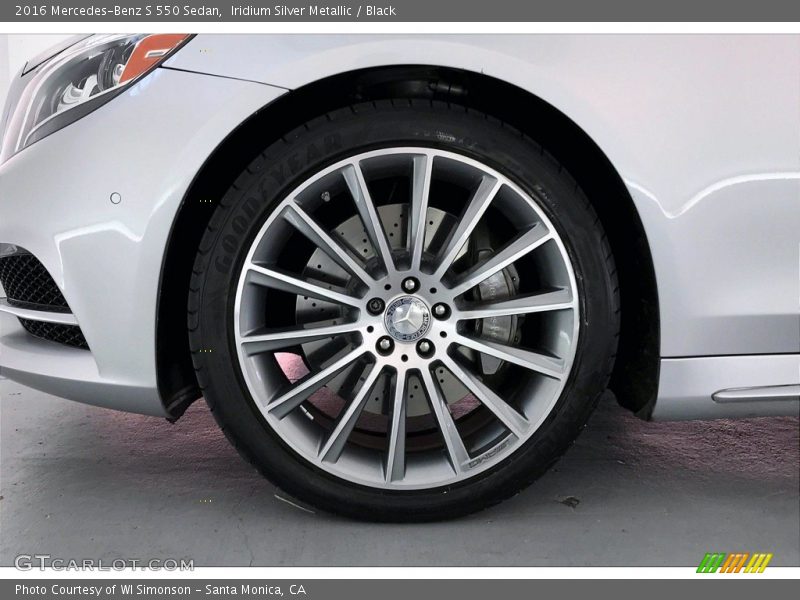 Iridium Silver Metallic / Black 2016 Mercedes-Benz S 550 Sedan