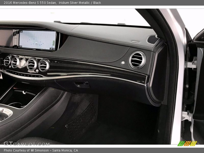 Iridium Silver Metallic / Black 2016 Mercedes-Benz S 550 Sedan