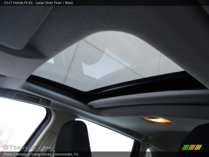 Lunar Silver Pearl / Black 2017 Honda Fit EX