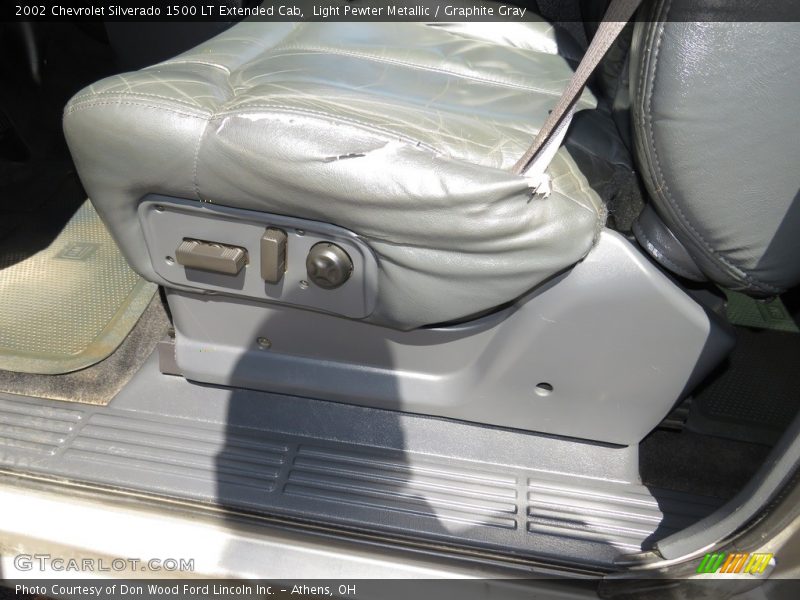 Light Pewter Metallic / Graphite Gray 2002 Chevrolet Silverado 1500 LT Extended Cab