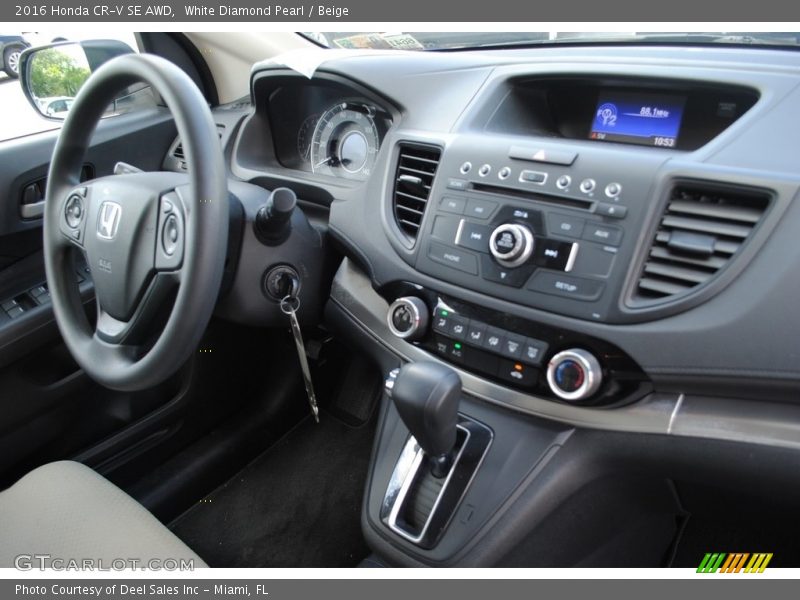 Controls of 2016 CR-V SE AWD
