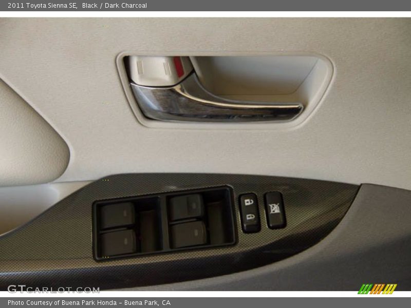 Black / Dark Charcoal 2011 Toyota Sienna SE