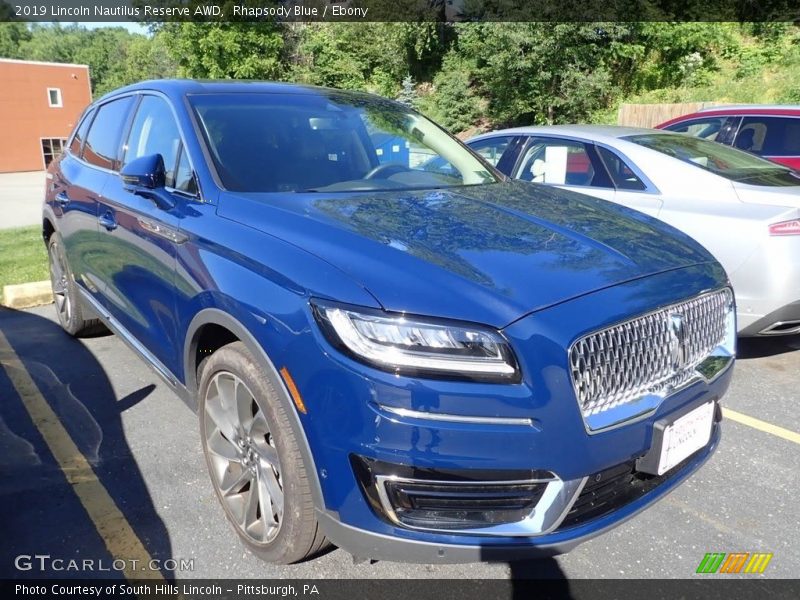 Front 3/4 View of 2019 Nautilus Reserve AWD
