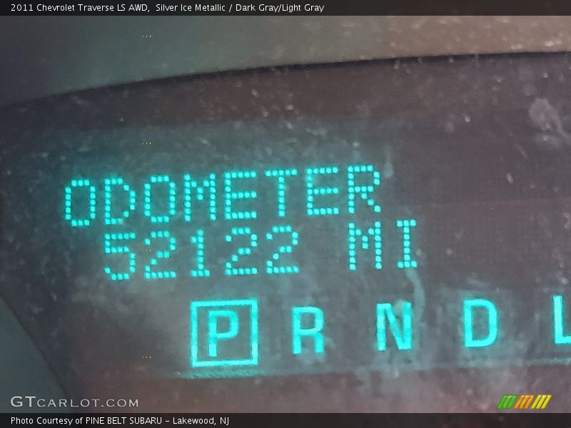 Silver Ice Metallic / Dark Gray/Light Gray 2011 Chevrolet Traverse LS AWD