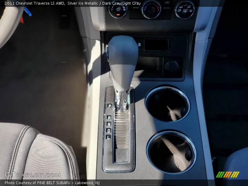 Silver Ice Metallic / Dark Gray/Light Gray 2011 Chevrolet Traverse LS AWD