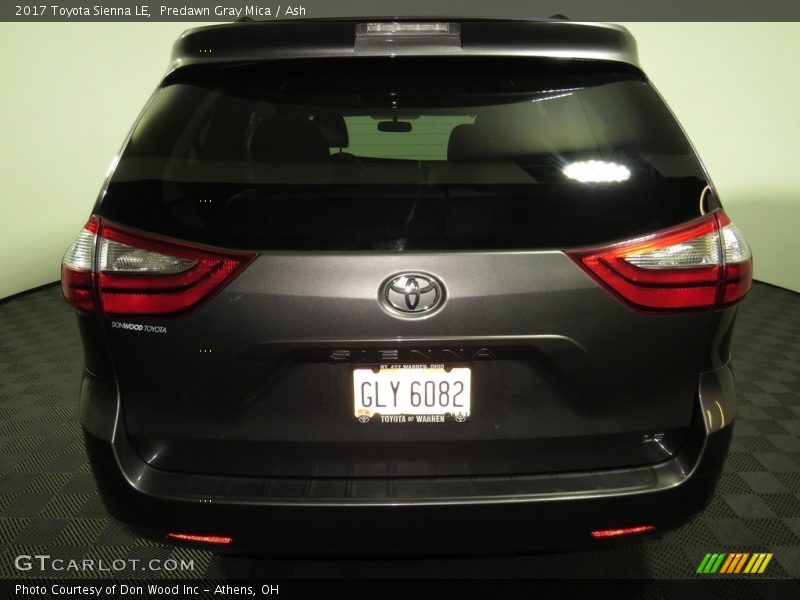 Predawn Gray Mica / Ash 2017 Toyota Sienna LE