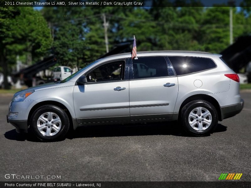 Silver Ice Metallic / Dark Gray/Light Gray 2011 Chevrolet Traverse LS AWD