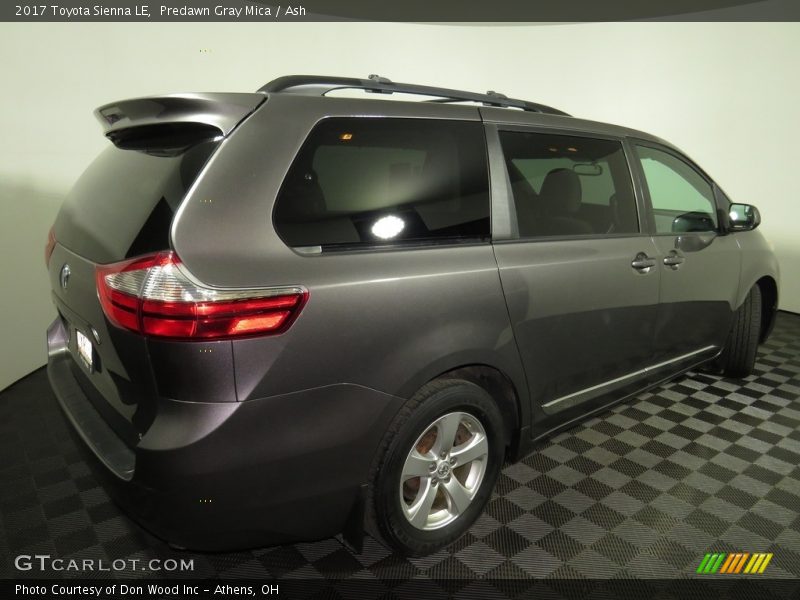 Predawn Gray Mica / Ash 2017 Toyota Sienna LE
