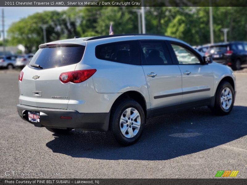 Silver Ice Metallic / Dark Gray/Light Gray 2011 Chevrolet Traverse LS AWD