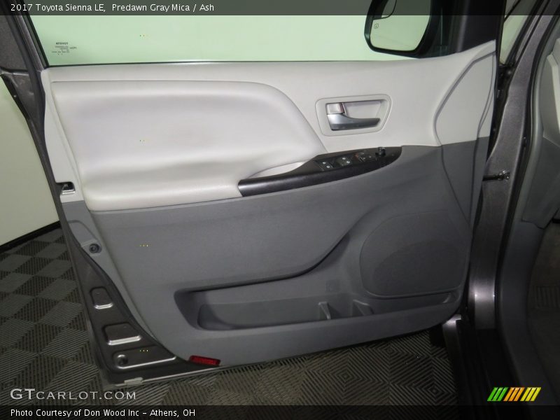 Predawn Gray Mica / Ash 2017 Toyota Sienna LE