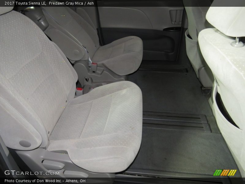Predawn Gray Mica / Ash 2017 Toyota Sienna LE