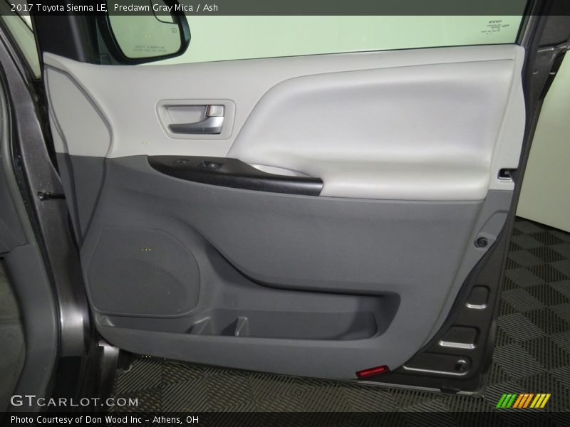 Predawn Gray Mica / Ash 2017 Toyota Sienna LE