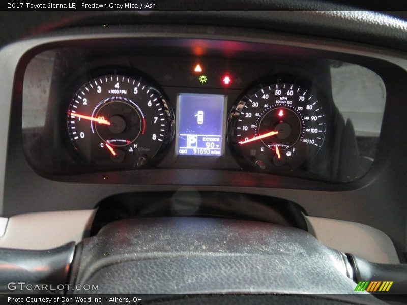 Predawn Gray Mica / Ash 2017 Toyota Sienna LE