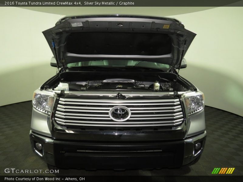 Silver Sky Metallic / Graphite 2016 Toyota Tundra Limited CrewMax 4x4