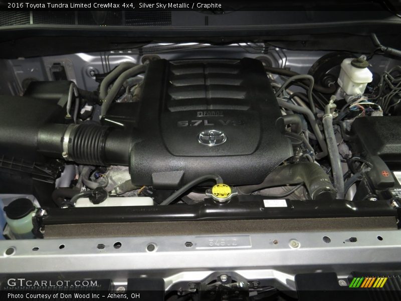 Silver Sky Metallic / Graphite 2016 Toyota Tundra Limited CrewMax 4x4