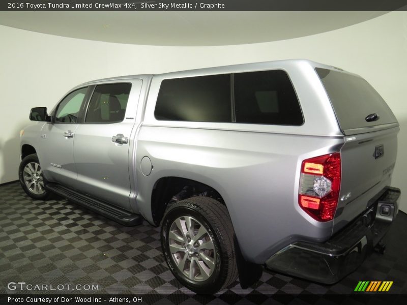 Silver Sky Metallic / Graphite 2016 Toyota Tundra Limited CrewMax 4x4