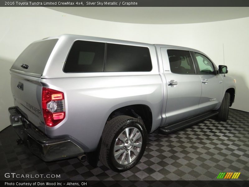 Silver Sky Metallic / Graphite 2016 Toyota Tundra Limited CrewMax 4x4