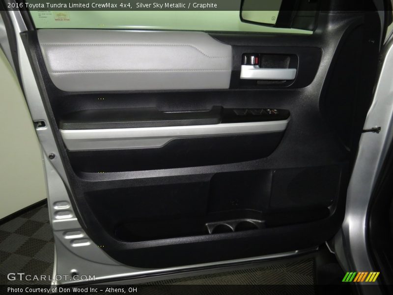 Silver Sky Metallic / Graphite 2016 Toyota Tundra Limited CrewMax 4x4
