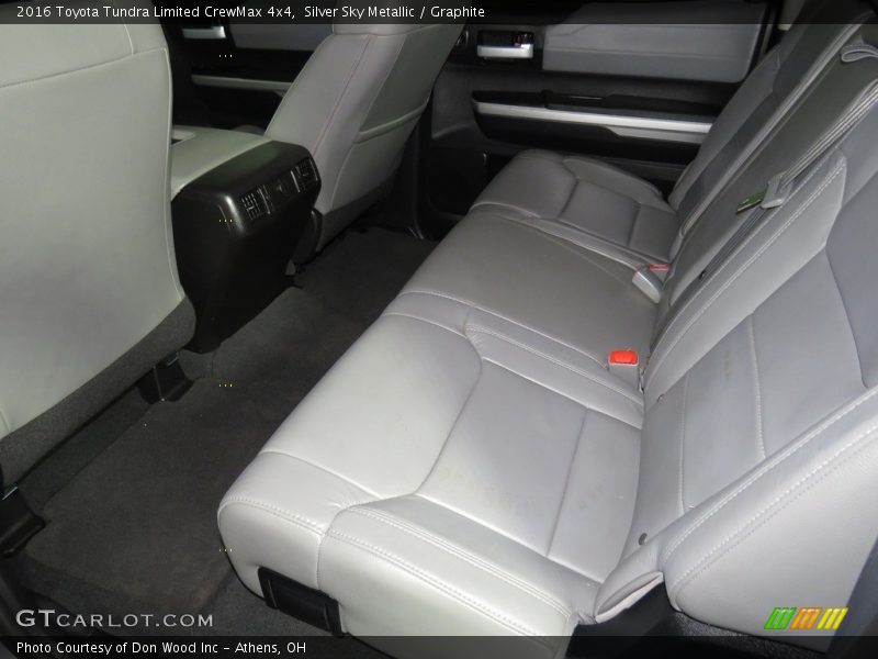 Silver Sky Metallic / Graphite 2016 Toyota Tundra Limited CrewMax 4x4
