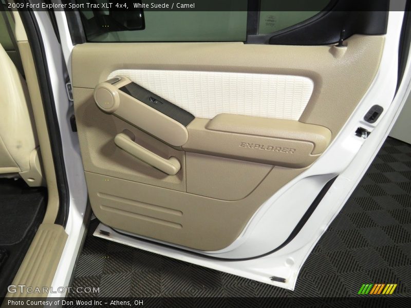 White Suede / Camel 2009 Ford Explorer Sport Trac XLT 4x4