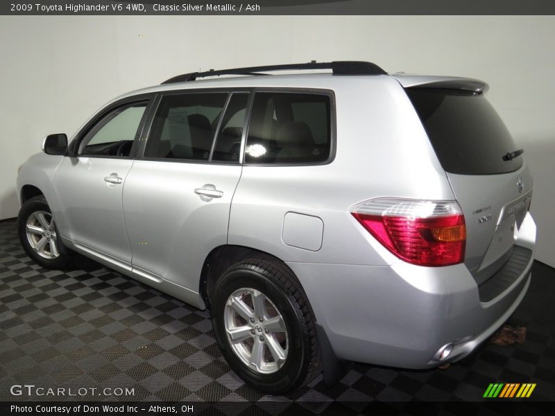 Classic Silver Metallic / Ash 2009 Toyota Highlander V6 4WD