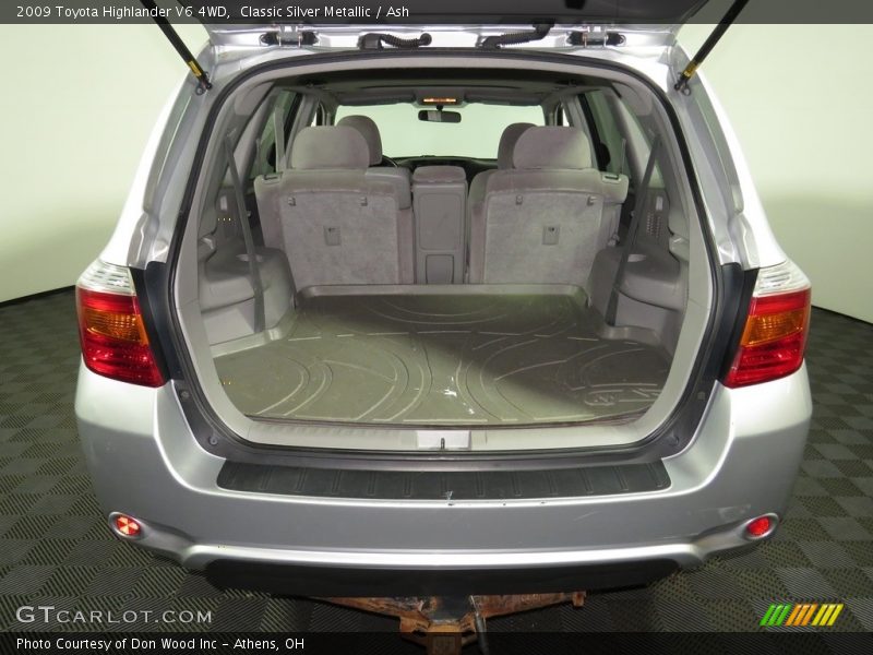 Classic Silver Metallic / Ash 2009 Toyota Highlander V6 4WD