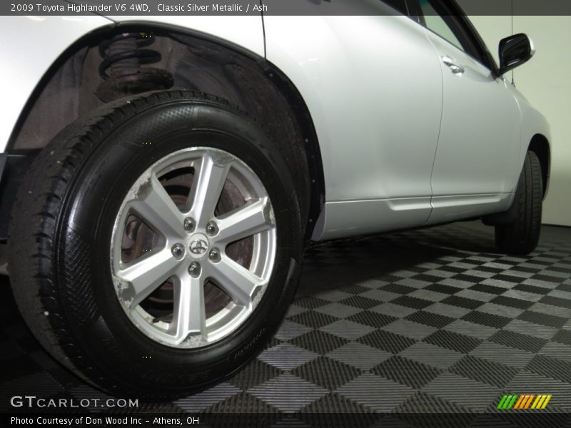 Classic Silver Metallic / Ash 2009 Toyota Highlander V6 4WD