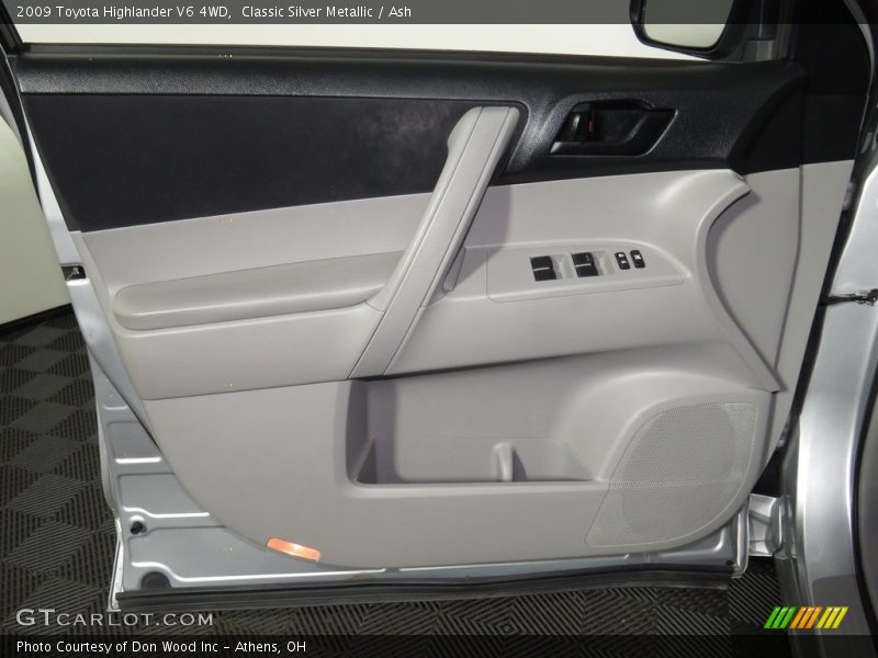 Classic Silver Metallic / Ash 2009 Toyota Highlander V6 4WD
