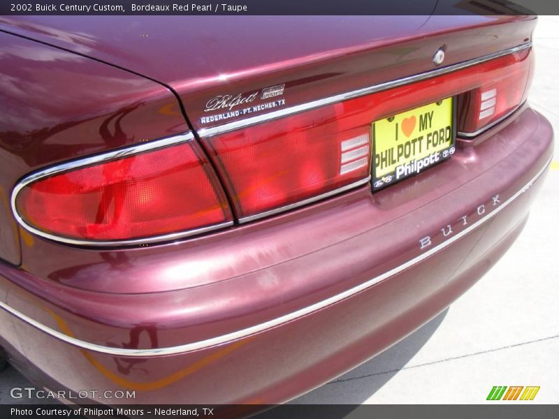 Bordeaux Red Pearl / Taupe 2002 Buick Century Custom