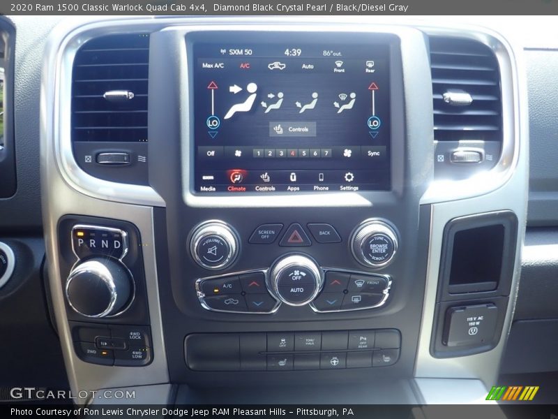 Diamond Black Crystal Pearl / Black/Diesel Gray 2020 Ram 1500 Classic Warlock Quad Cab 4x4