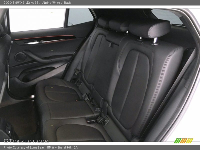 Alpine White / Black 2020 BMW X2 sDrive28i