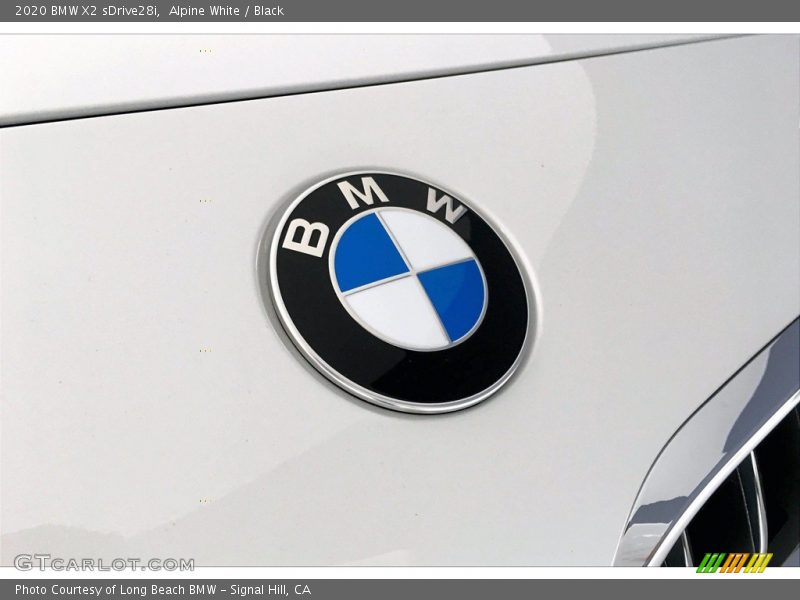 Alpine White / Black 2020 BMW X2 sDrive28i