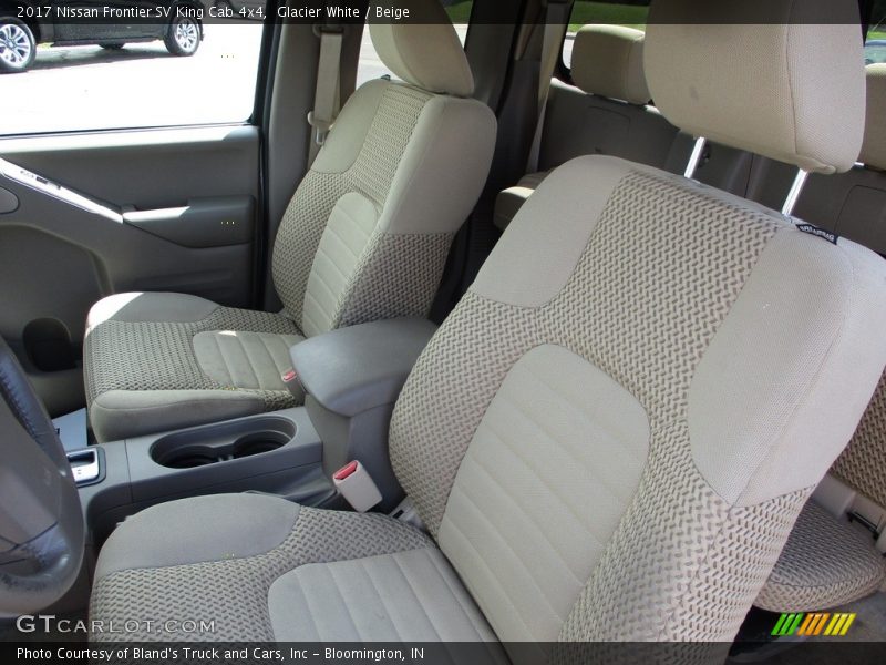 Glacier White / Beige 2017 Nissan Frontier SV King Cab 4x4