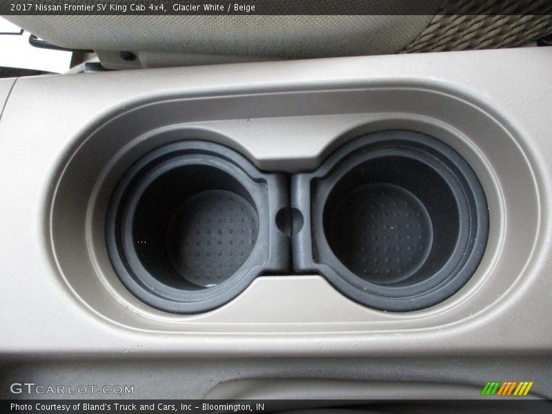 Glacier White / Beige 2017 Nissan Frontier SV King Cab 4x4