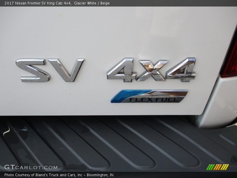 Glacier White / Beige 2017 Nissan Frontier SV King Cab 4x4