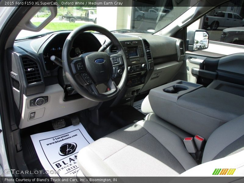 Oxford White / Medium Earth Gray 2015 Ford F150 XL SuperCab