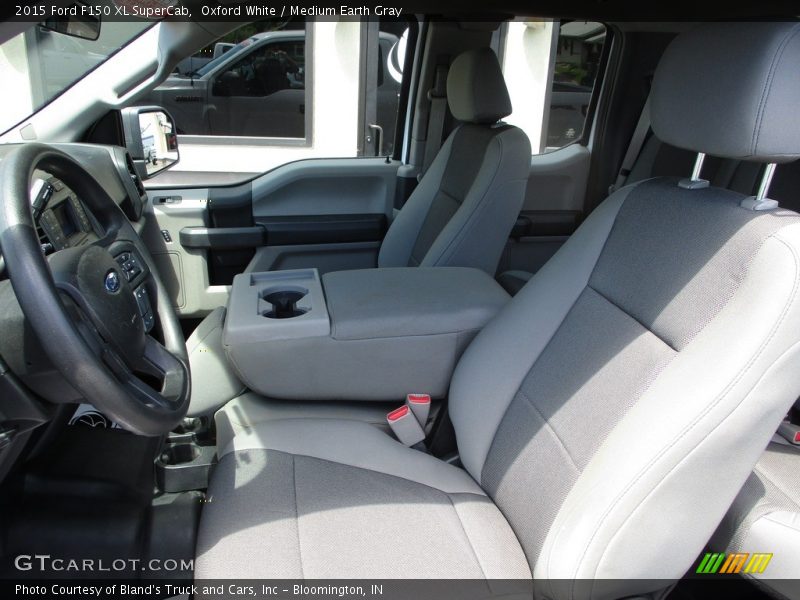 Oxford White / Medium Earth Gray 2015 Ford F150 XL SuperCab