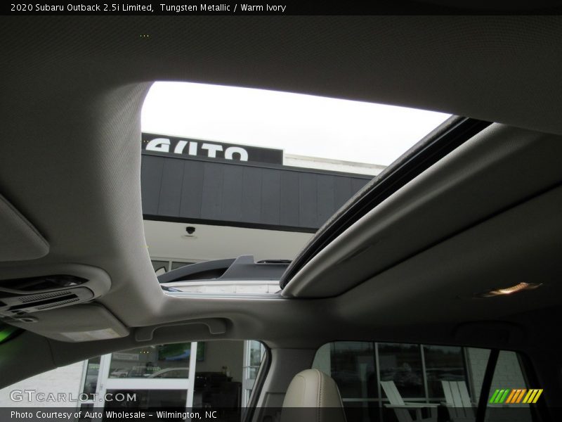 Tungsten Metallic / Warm Ivory 2020 Subaru Outback 2.5i Limited