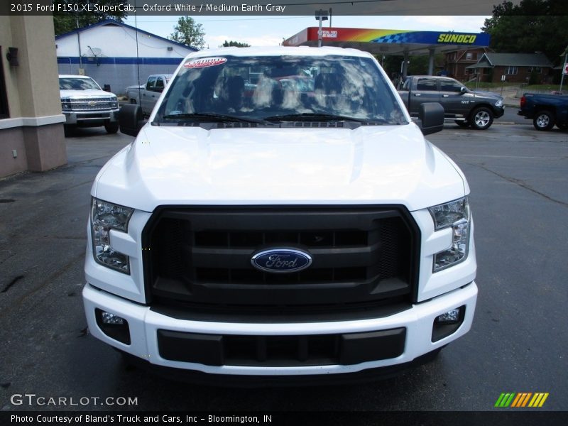Oxford White / Medium Earth Gray 2015 Ford F150 XL SuperCab
