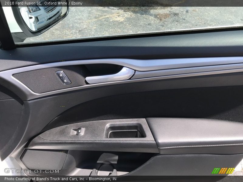 Oxford White / Ebony 2018 Ford Fusion SE