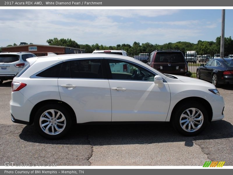 White Diamond Pearl / Parchment 2017 Acura RDX AWD