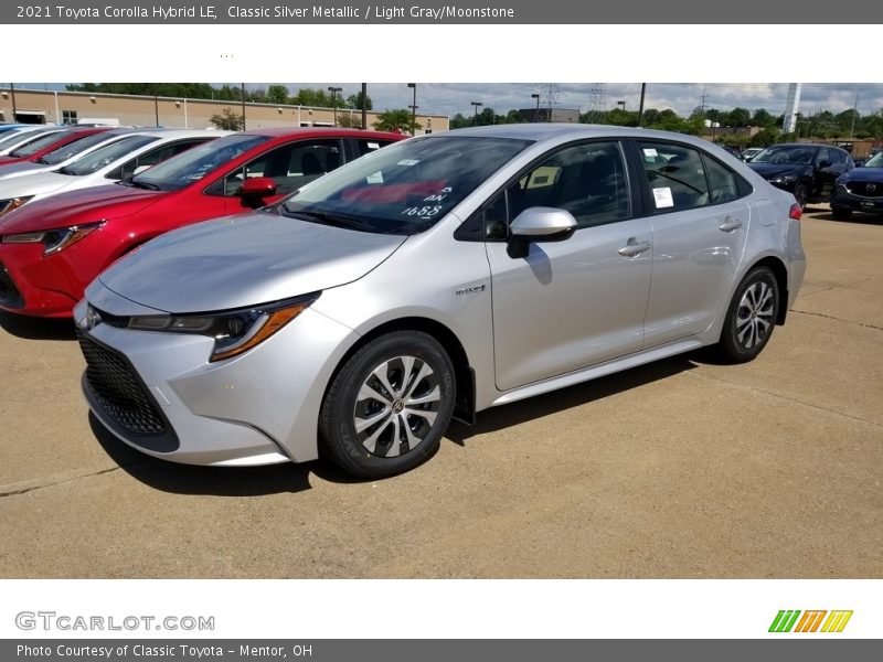 Front 3/4 View of 2021 Corolla Hybrid LE