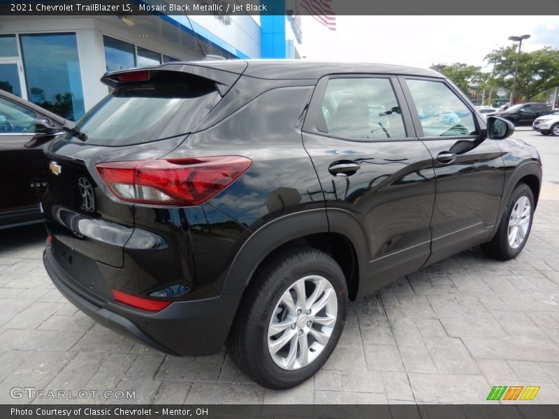 Mosaic Black Metallic / Jet Black 2021 Chevrolet TrailBlazer LS