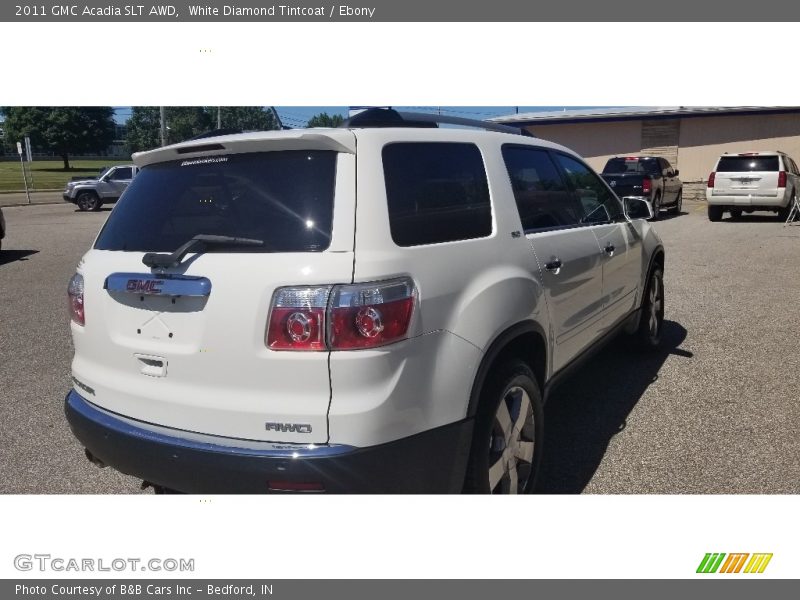 White Diamond Tintcoat / Ebony 2011 GMC Acadia SLT AWD